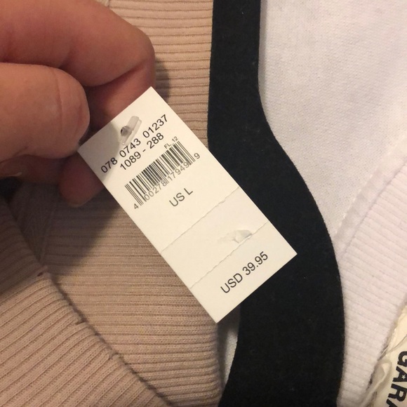 cold shoulder sweater american eagle - Picture 3 of 3